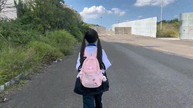 2104029424442351996-0.mp4_20261007_215256.gif